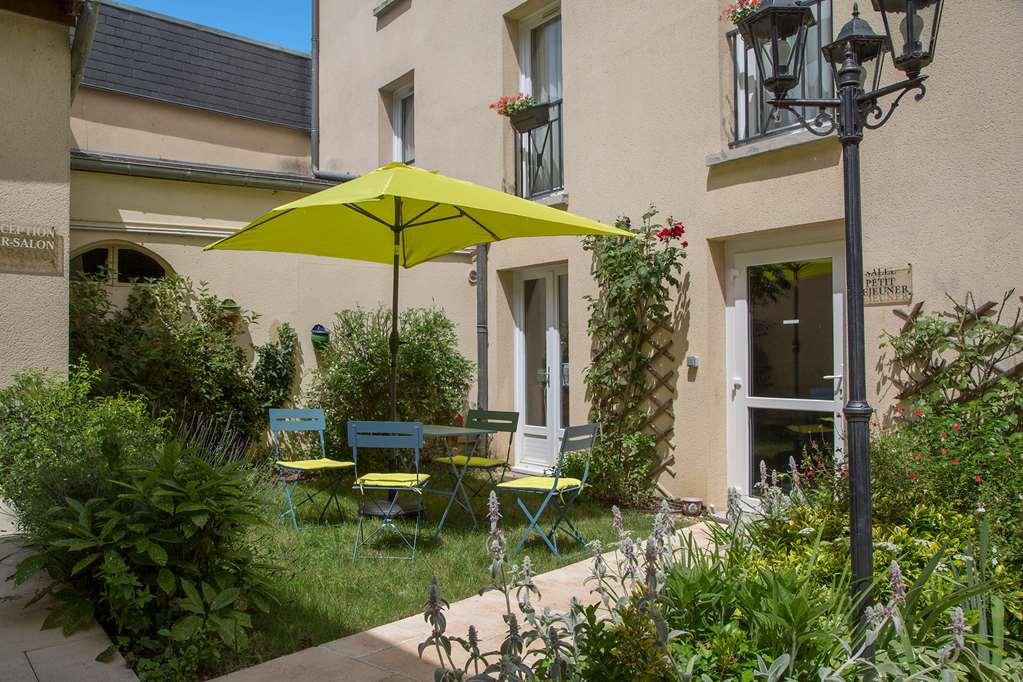 Brit Hotel Le Lion D'Or שינון מראה חיצוני תמונה