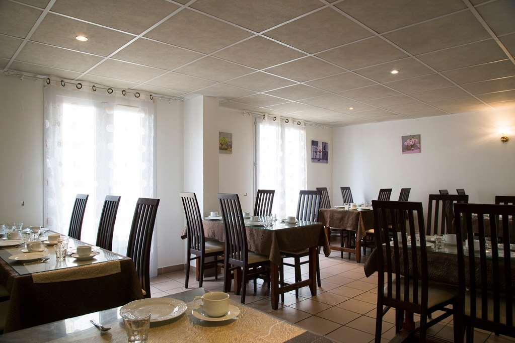 Brit Hotel Le Lion D'Or שינון שירותים תמונה