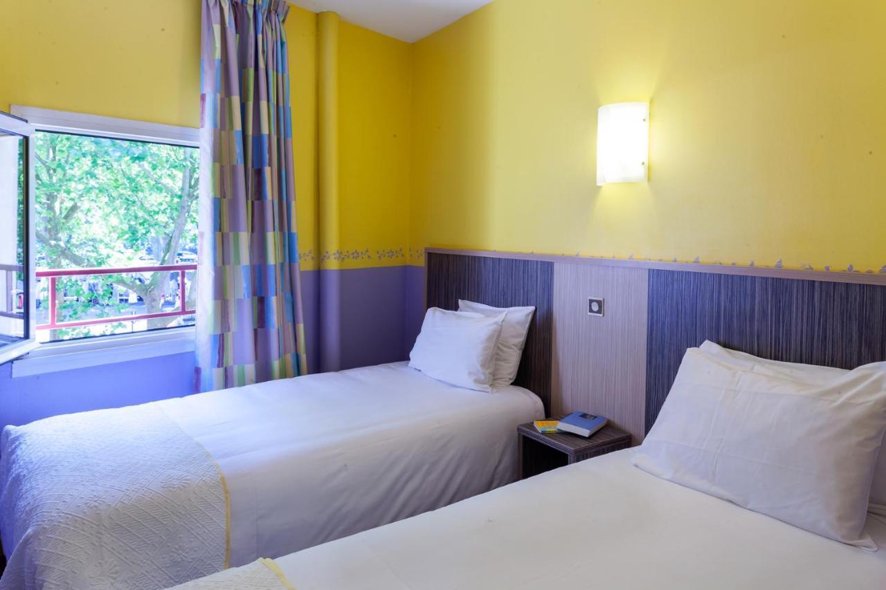 Brit Hotel Le Lion D'Or שינון מראה חיצוני תמונה