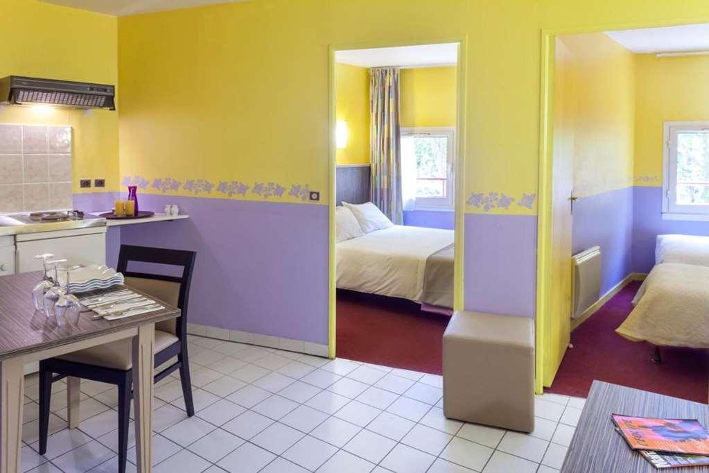 Brit Hotel Le Lion D'Or שינון חדר תמונה